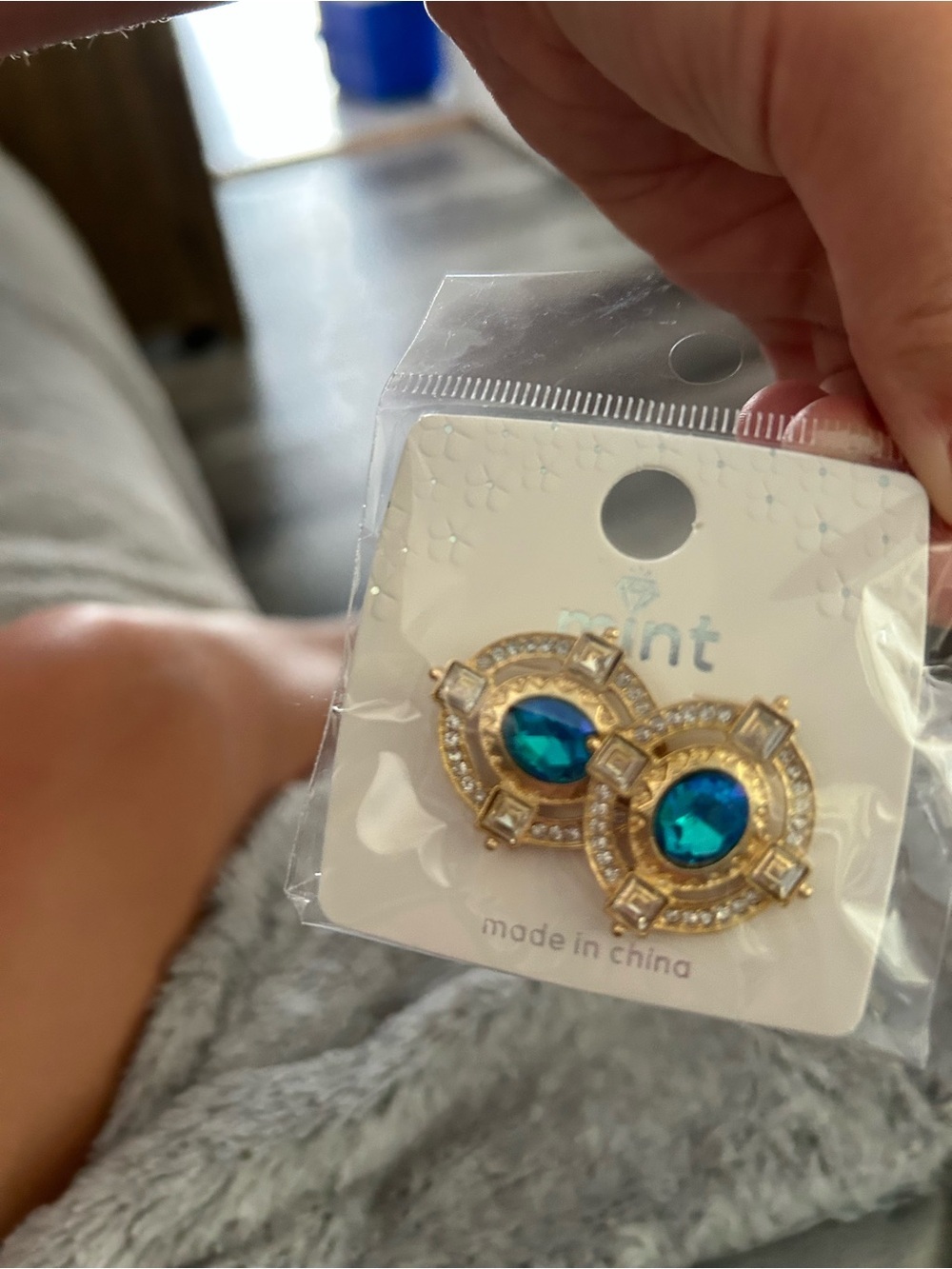 5/$25 Gold and Teal blue Crystal Stud Earrings by